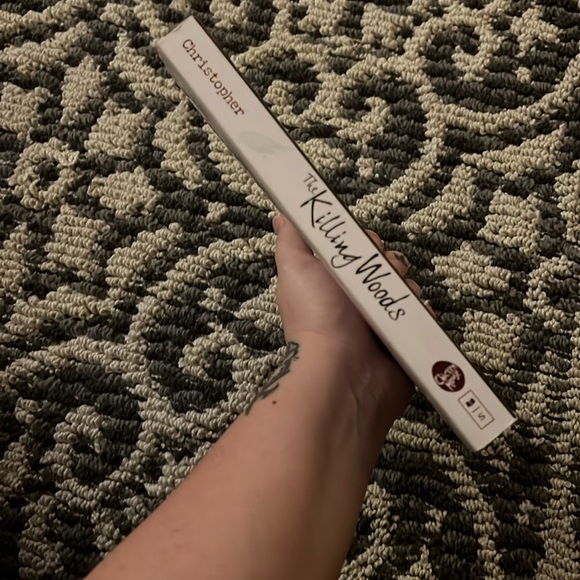 HOLIDAY SALE The Killing Woods book by Lucy Christopher - Picture 4 of 5